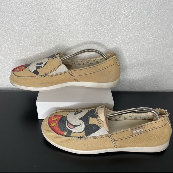 Crocs Mickey Mouse Tan Slip On Loafer Size 10 - Picture 2 of 7